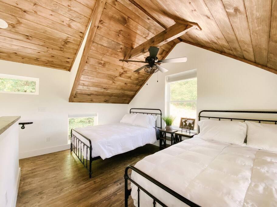 Apartamento Modern Smoky Mountain Tiny House Pigeon Forge Exterior foto